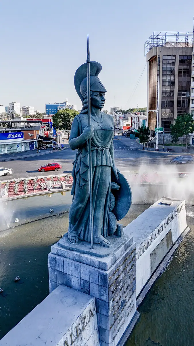 瓜达拉哈拉：Aerial photo of Glorieta La Minerva taken by drone, Guadalajara, Jalisco, Mexico.