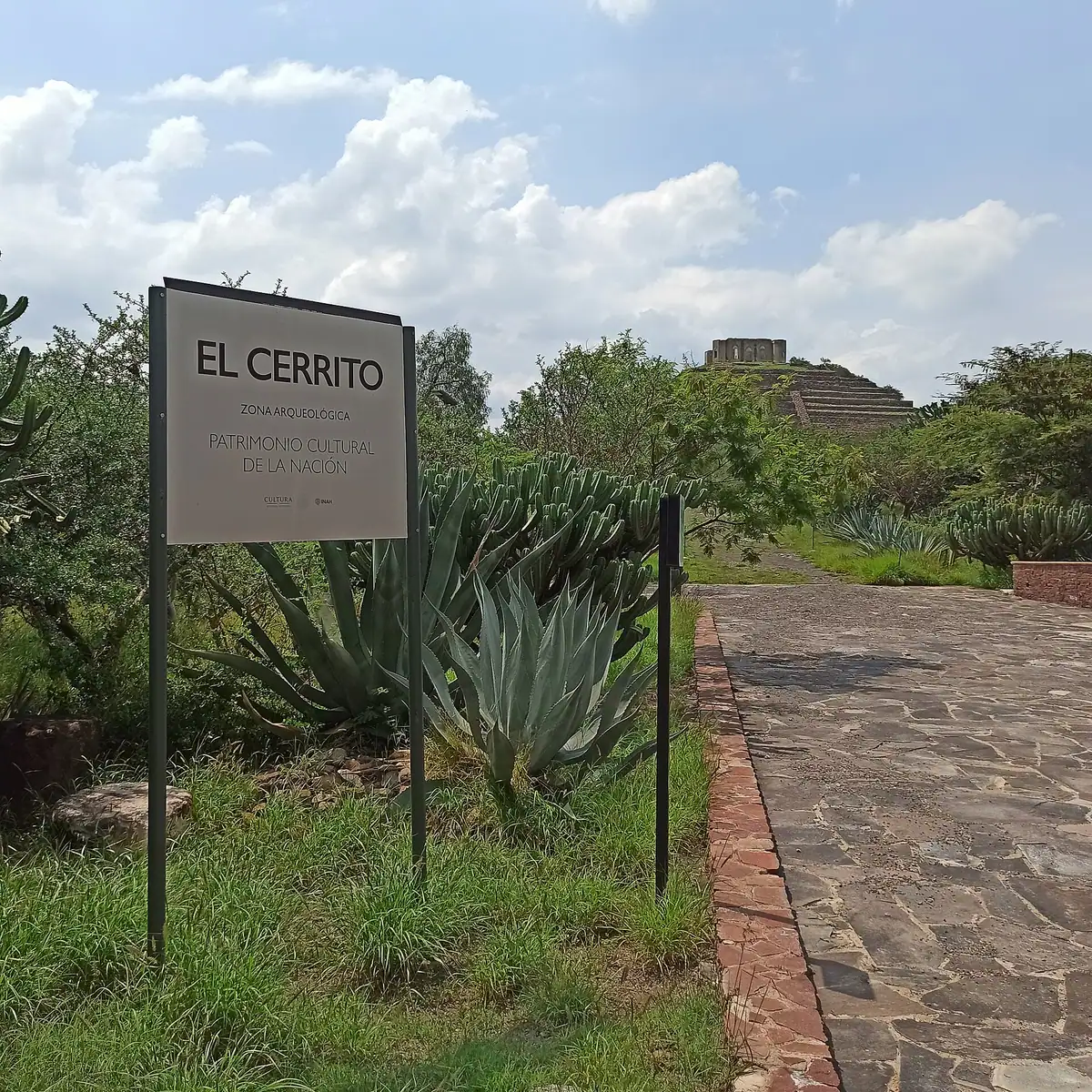 克雷塔罗：Zona arqueológica El Cerrito. Municipio de Corregidora, Querétaro, México.
