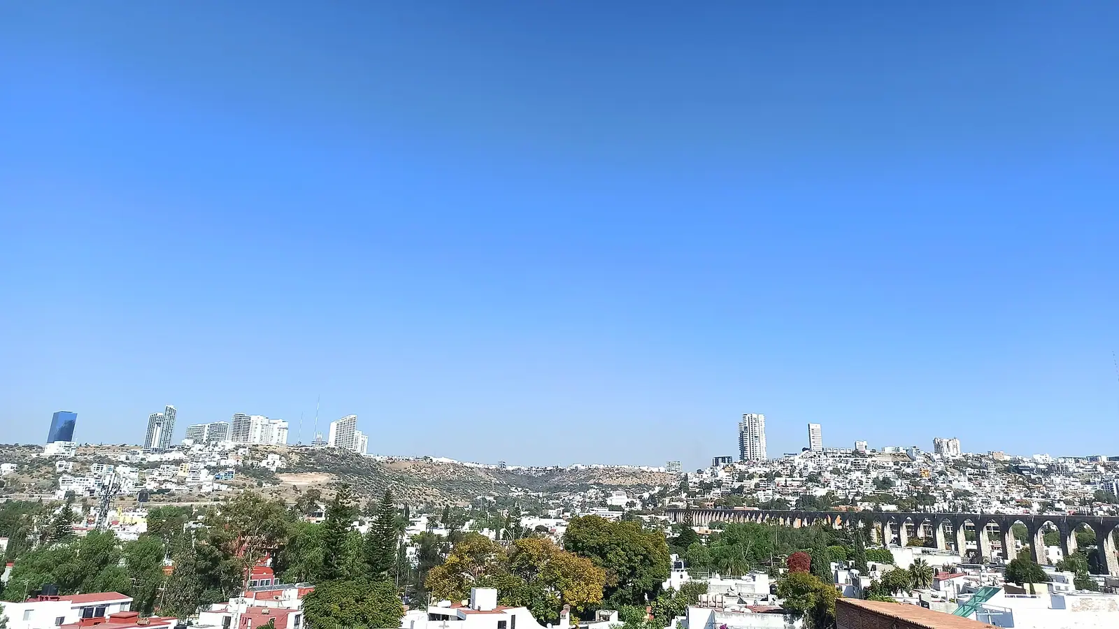 克雷塔罗：Vista panorámica de Santiago de Querétaro, México.