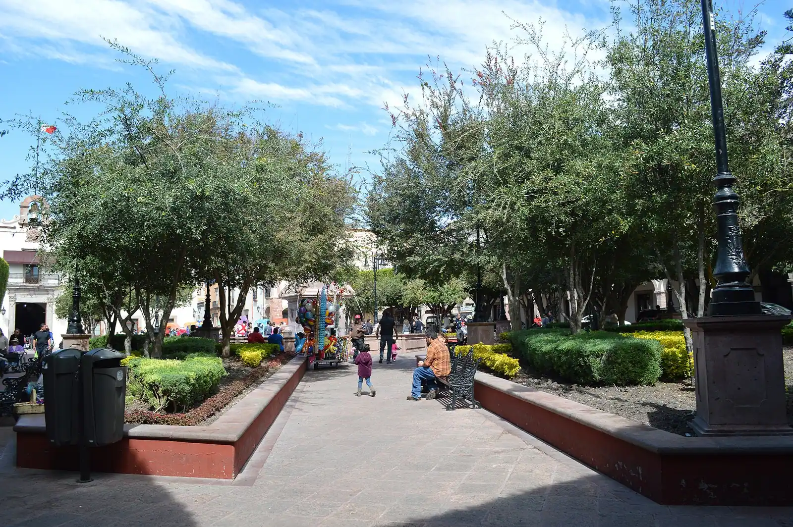 克雷塔罗：View of the Plaza de Armas in Santiago de Queretaro, Mexico