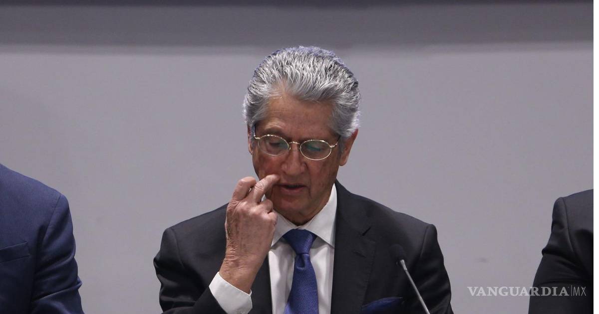 阿古斯丁·卡索·拉斐尔参与联邦审计署新任负责人选举