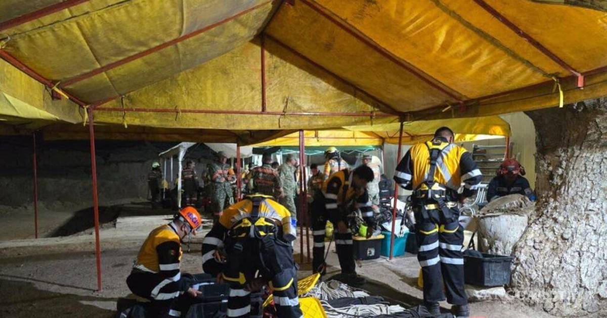 墨西哥当局加强矿井结构以继续救援被困矿工