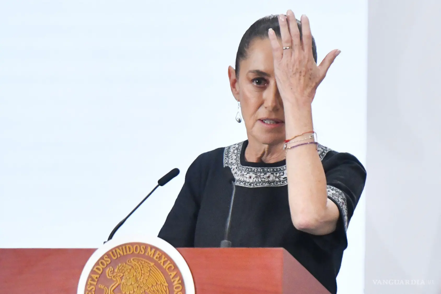 $!Claudia Sheinbaum, presidenta de México, se refirió a las declaraciones de Donald Trump, presidente de los EU sobre el narcotráfico en México en su conferencia matutina.