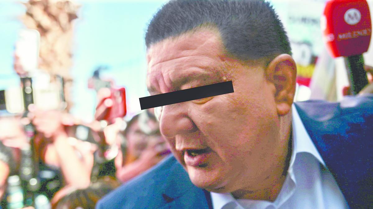 谢因鲍姆指责奇瓦瓦州前检察长对行动负主要责任