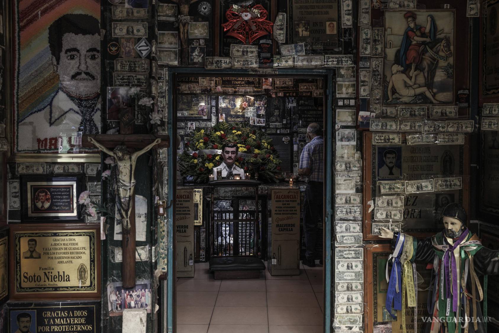 $!Un santuario dedicado a Jesús Malverde, considerado el santo patrono del narcotráfico, en Culiacán, Sinaloa, México.
