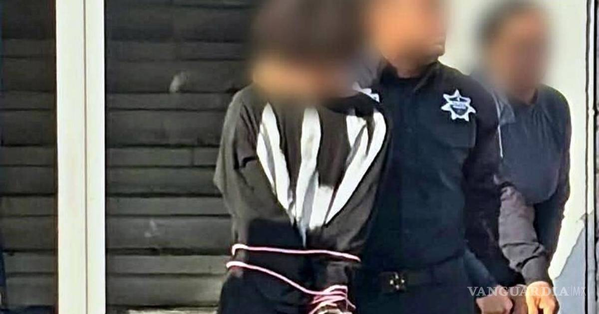 墨西哥青少年用吉他袋藏枪杀两名教师