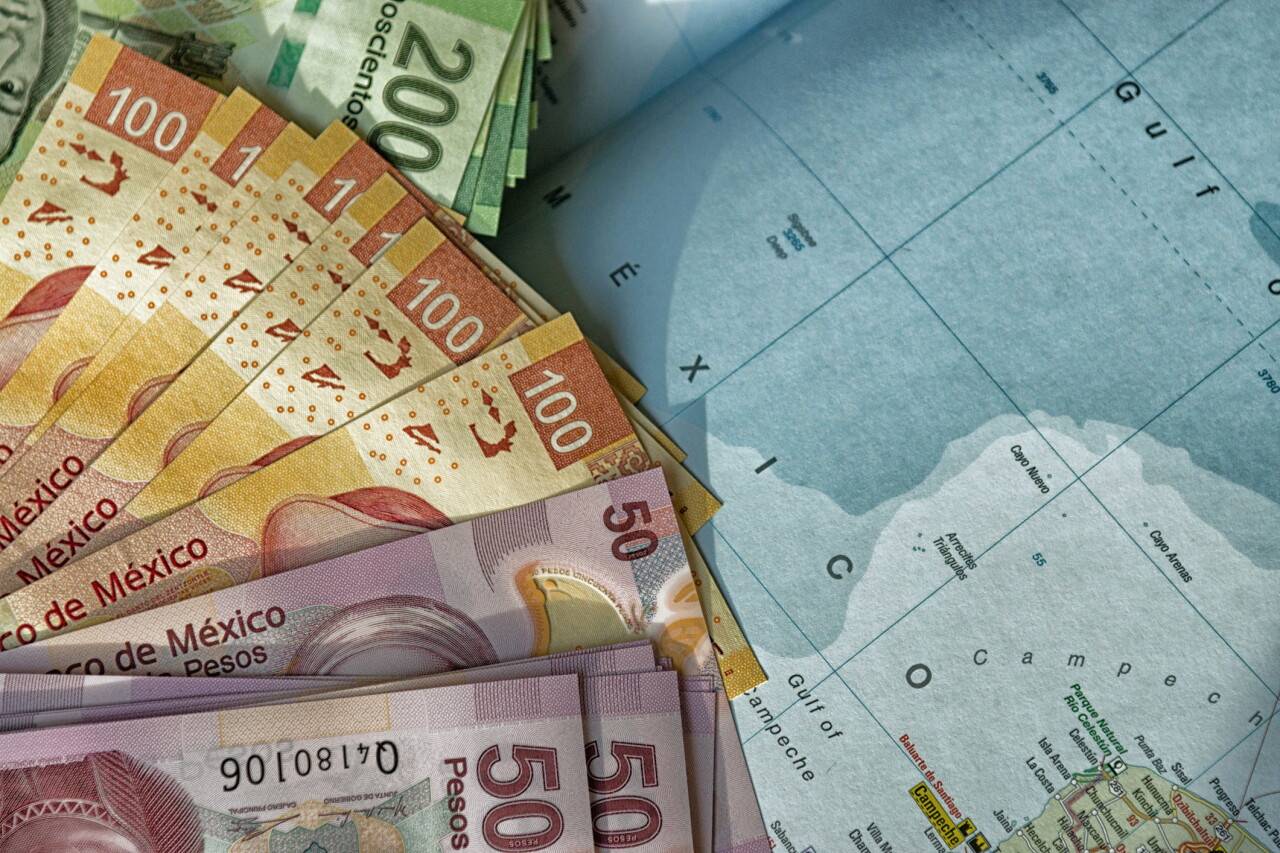 墨西哥财政部完成2381.53亿比索公共债务再融资