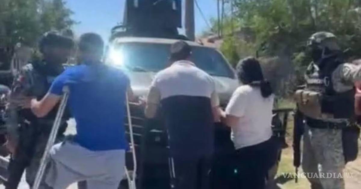 年轻人指控在新拉雷多遭军人抢劫与攻击