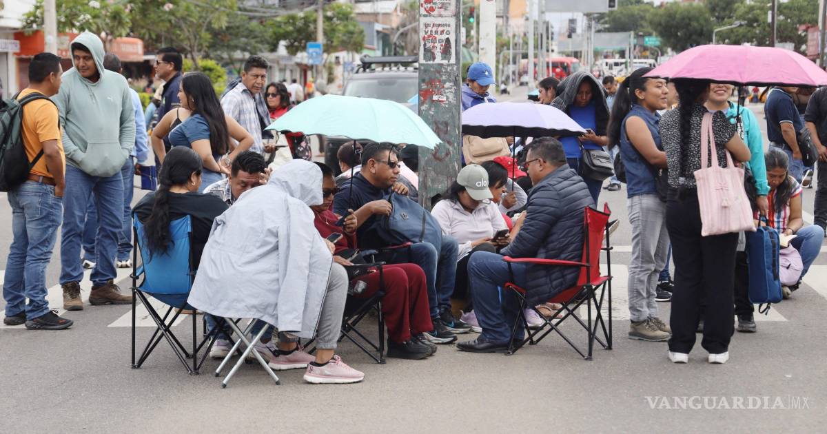 瓦哈卡教师抗议“吃空饷职位” 要求审计公共教育机构