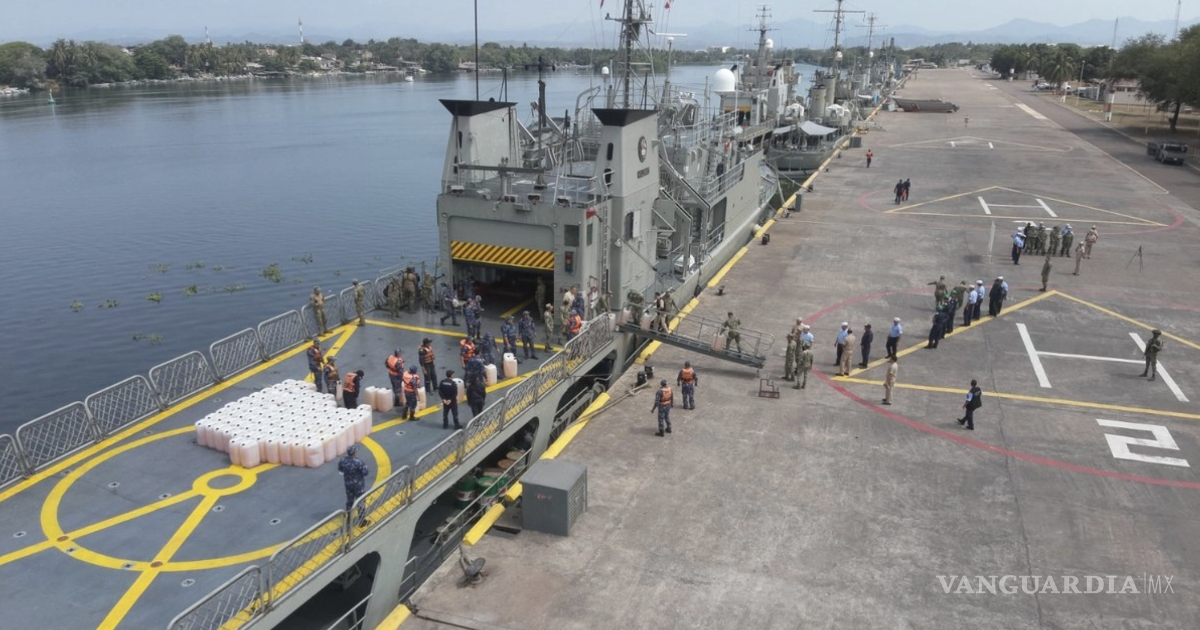 海军在米却肯州海岸查获超过6000升燃料的船只