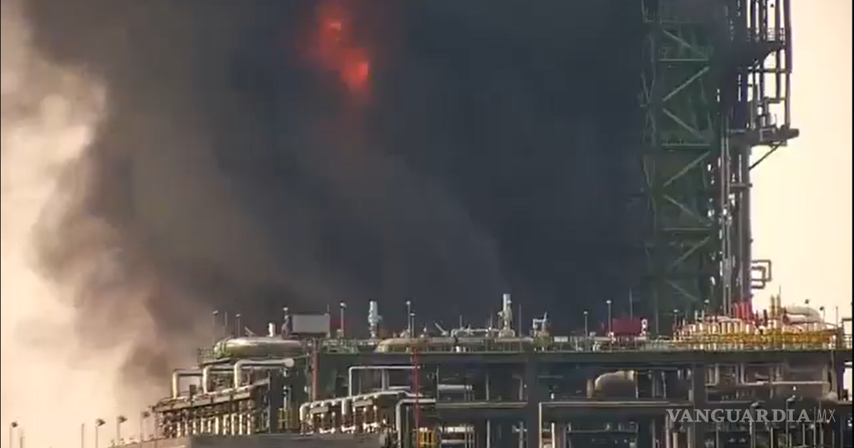 Pemex确认Dos Bocas炼油厂仓库发生火灾，未报告伤亡