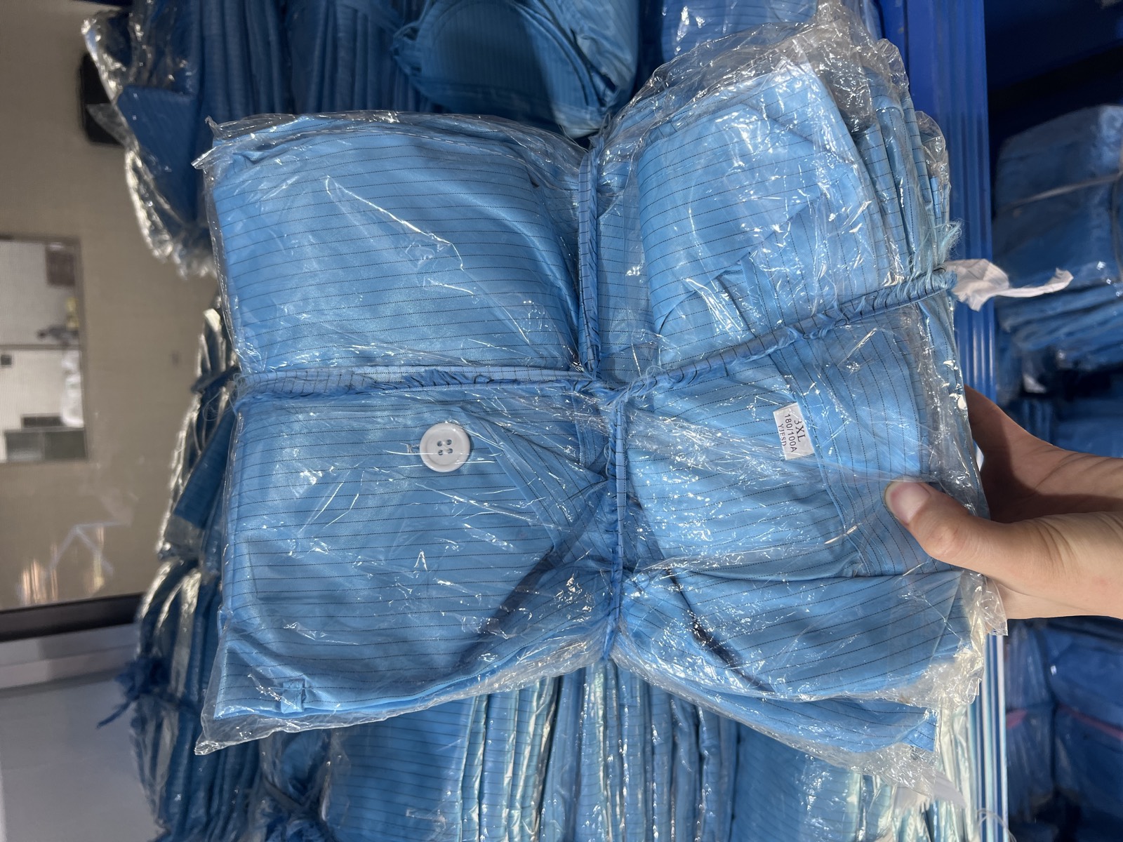 蓝色防静电工服